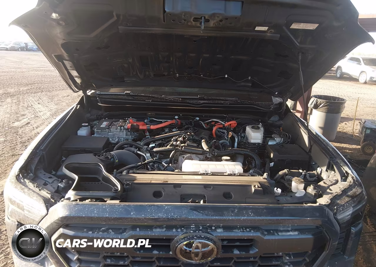 2025 Toyota Tacoma Hybrid Trd Off Road VIN:3TYLC5LN2ST045440 - 10