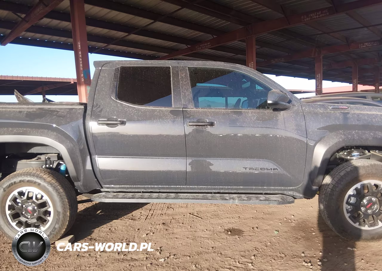2025 Toyota Tacoma Hybrid Trd Off Road VIN:3TYLC5LN2ST045440 - 13