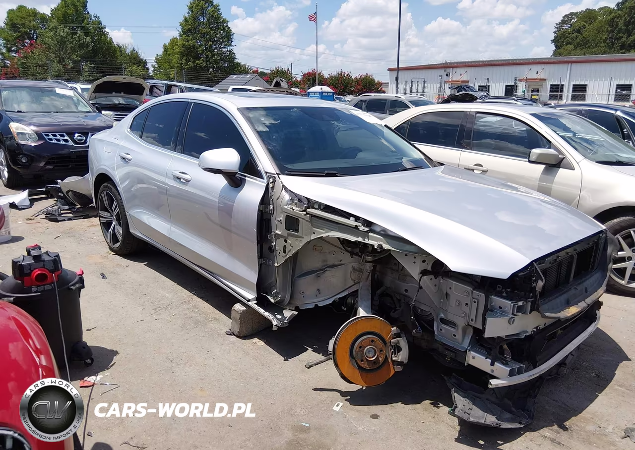 2022 Volvo S60 B5 Inscription