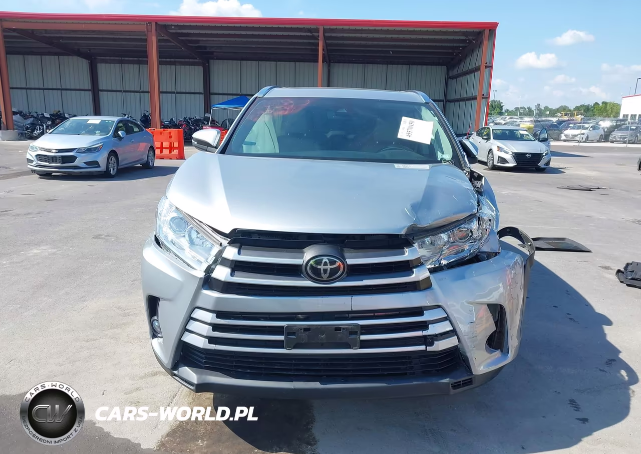 2017 Toyota Highlander Xle VIN:5TDJZRFH5HS467614 - 12