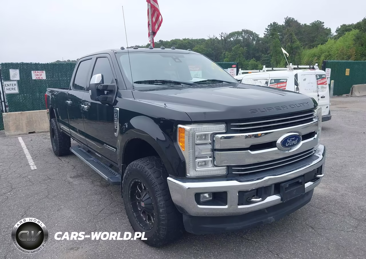2017 Ford F-350 Lariat – zdjęcie 1 z 15