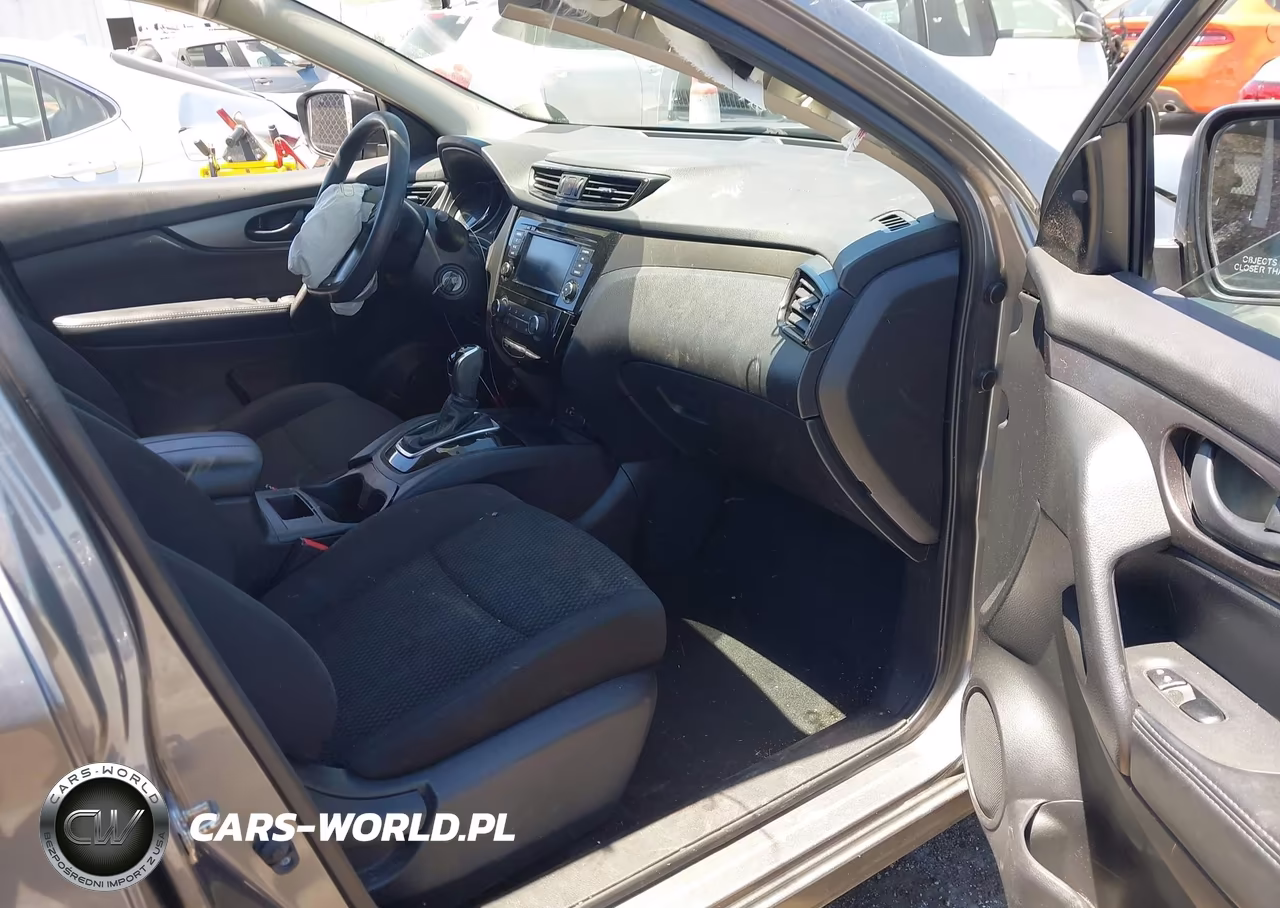 2019 Nissan Rogue Sport S VIN:JN1BJ1CR0KW624079 - 5