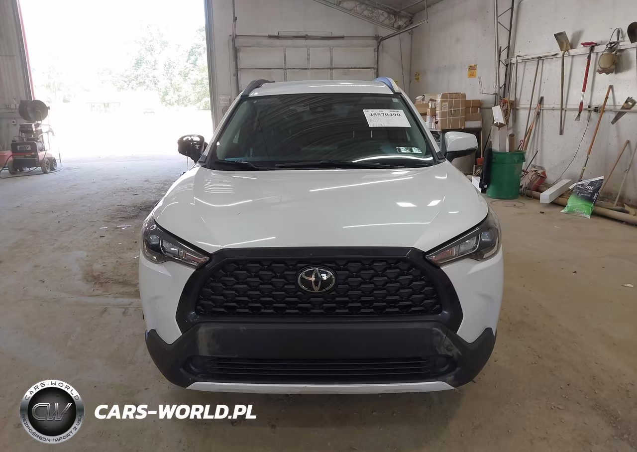 2022 Toyota Corolla Cross Le VIN:7MUCAABG0NV006983 - 12