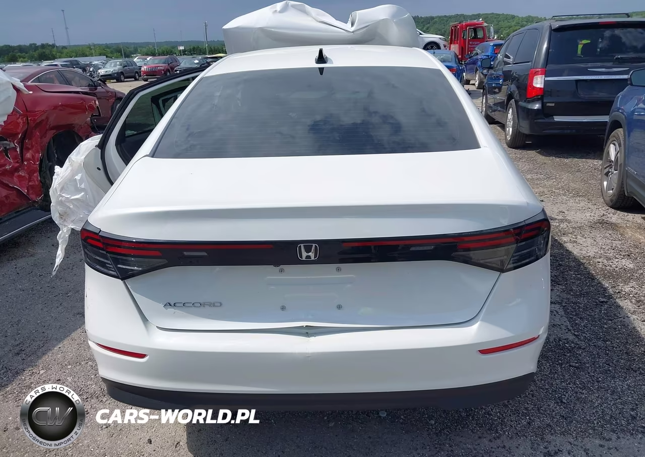2025 Honda Accord Se VIN:1HGCY1F42SA045879 - 15