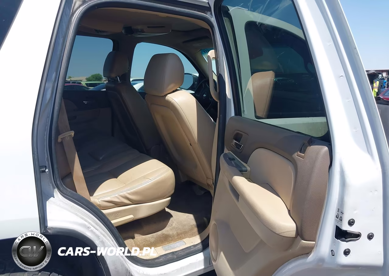 2009 Chevrolet Tahoe Ls VIN:1GNFC13C49R175767 - 8