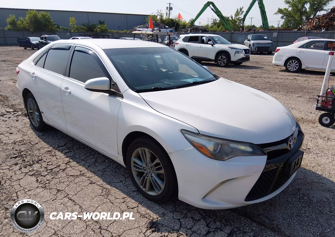 2015 Toyota Camry Se VIN:4T1BF1FK6FU933016 - 1