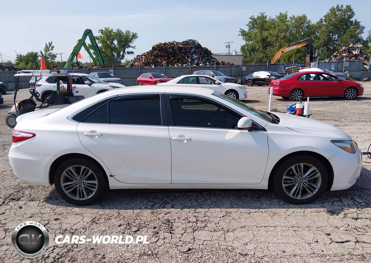 2015 Toyota Camry Se VIN:4T1BF1FK6FU933016 - 13