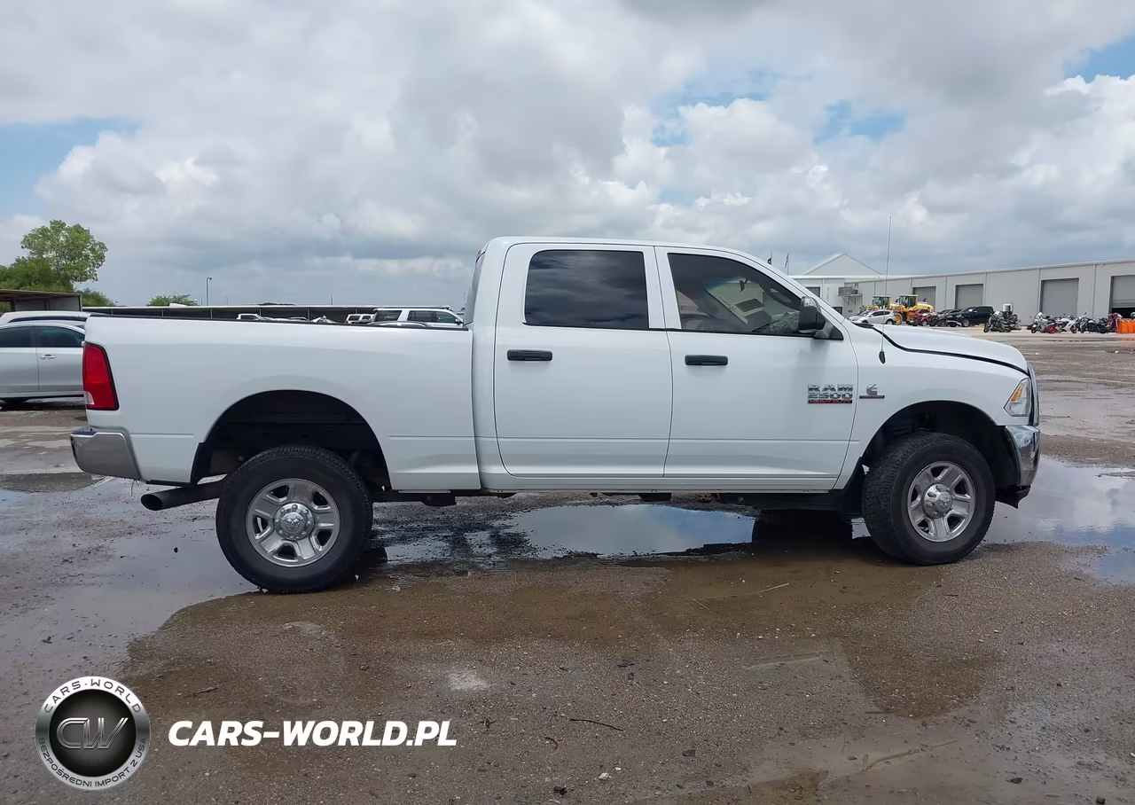 2018 Ram 2500 Tradesman 4X4 6'4 Box VIN:3C6UR5CL1JG390122 - 13