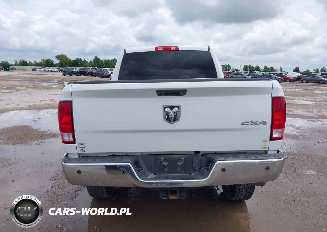 2018 Ram 2500 Tradesman 4X4 6'4 Box VIN:3C6UR5CL1JG390122 - 16