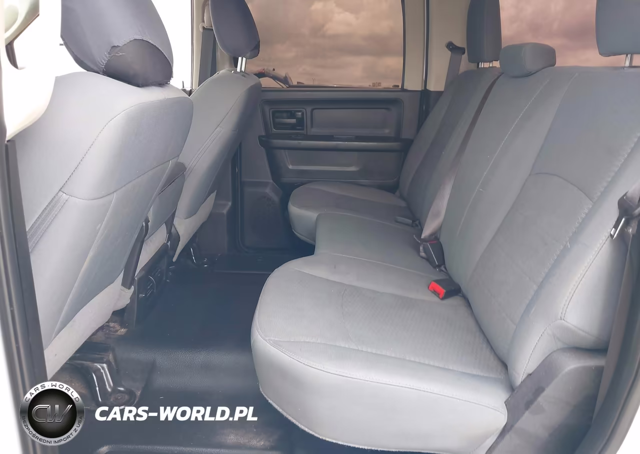 2018 Ram 2500 Tradesman 4X4 6'4 Box VIN:3C6UR5CL1JG390122 - 17