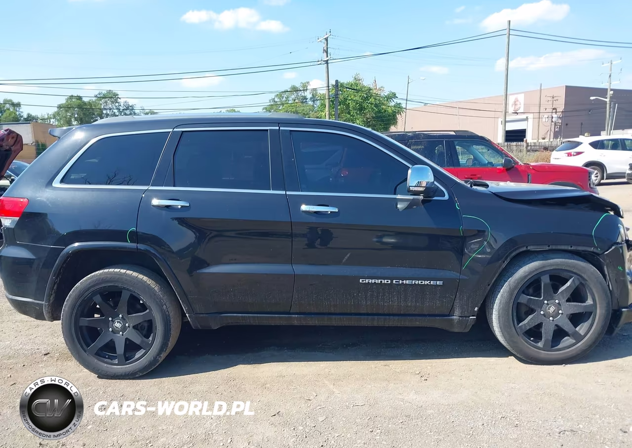 2015 Jeep Grand Cherokee Overland VIN:1C4RJFCT3FC821825 - 13