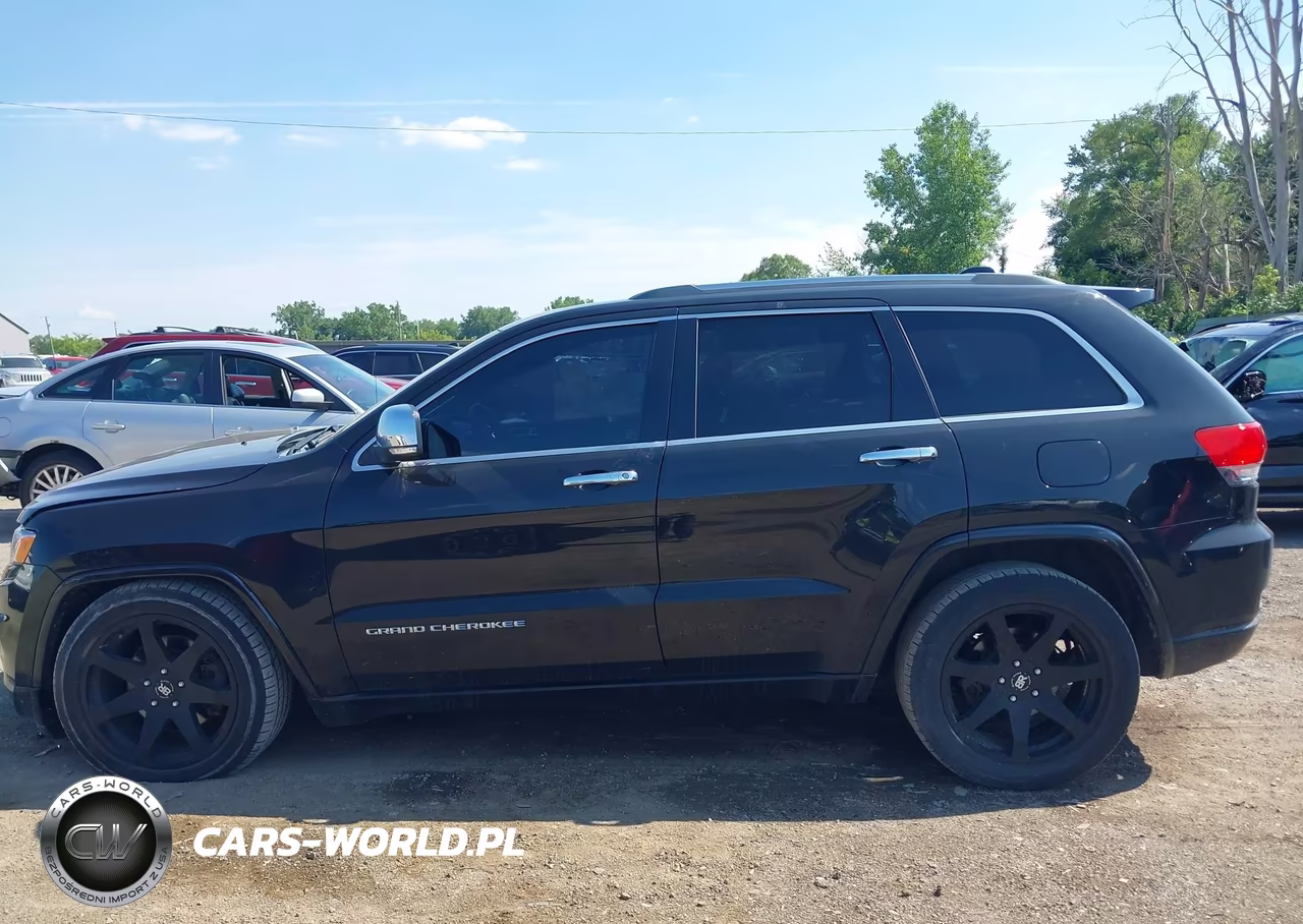 2015 Jeep Grand Cherokee Overland VIN:1C4RJFCT3FC821825 - 14