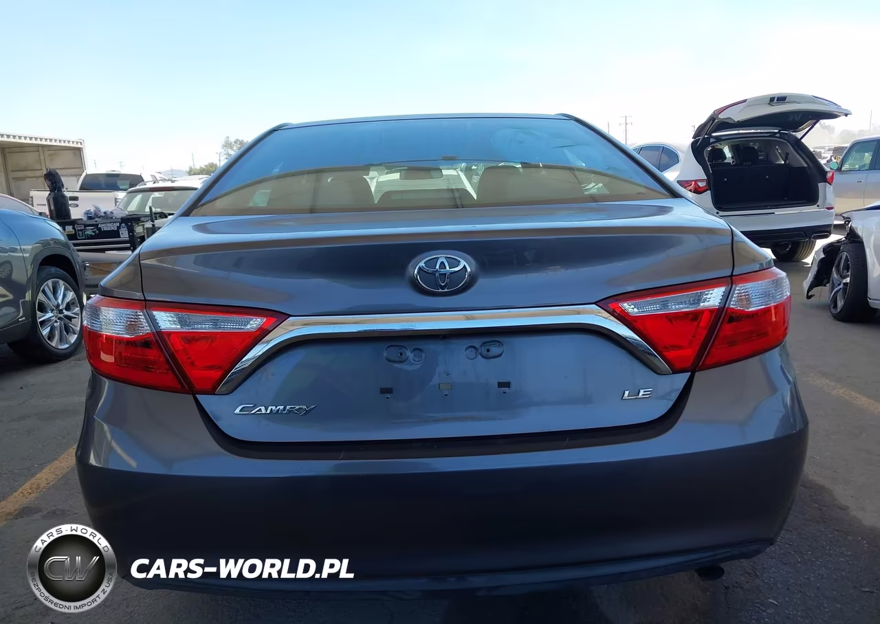2016 Toyota Camry Le VIN:4T1BF1FK7GU233541 - 16
