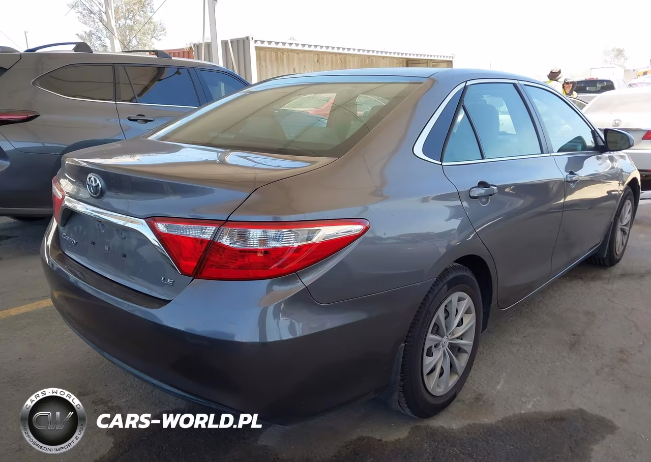 2016 Toyota Camry Le VIN:4T1BF1FK7GU233541 - 4