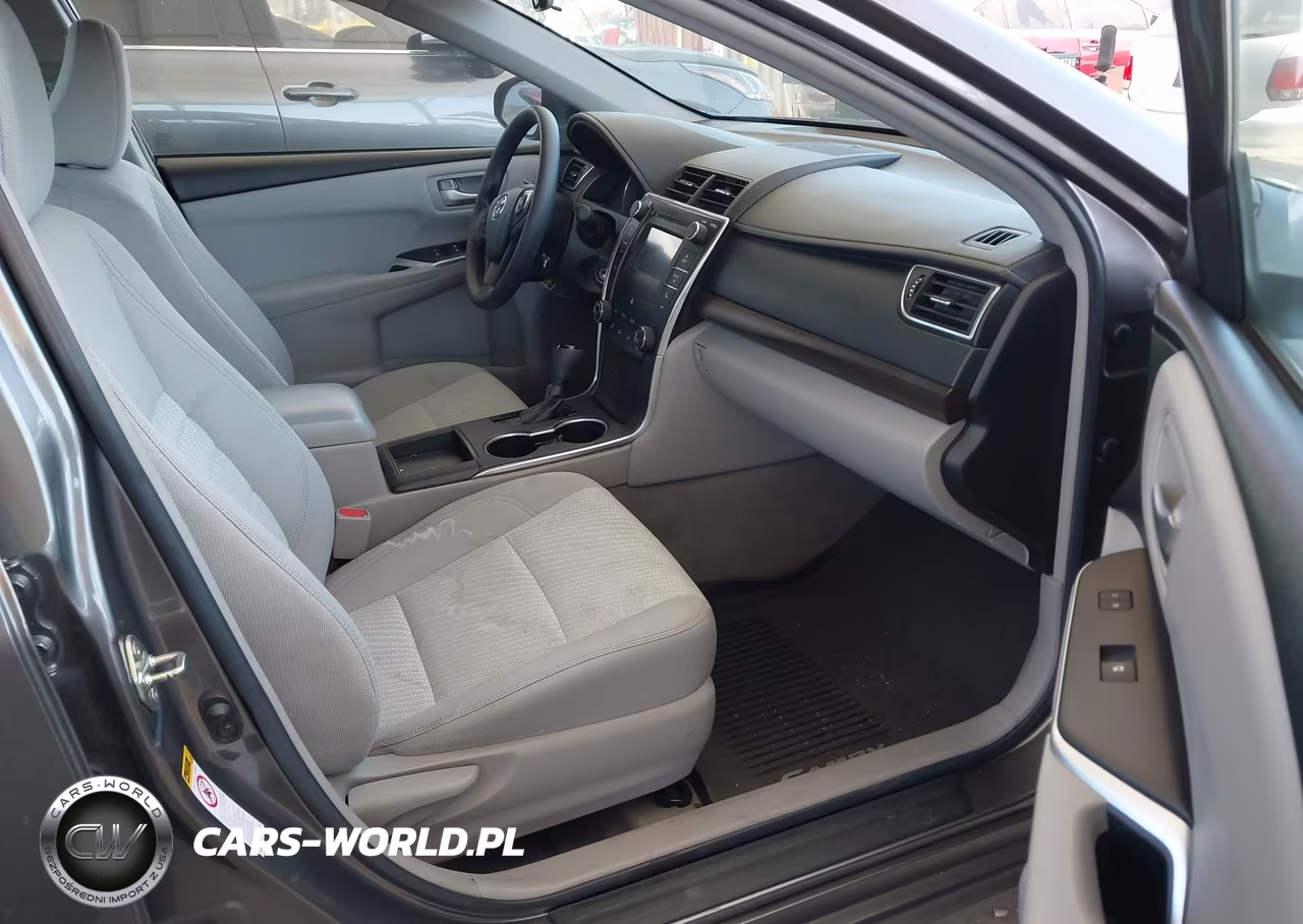 2016 Toyota Camry Le VIN:4T1BF1FK7GU233541 - 5