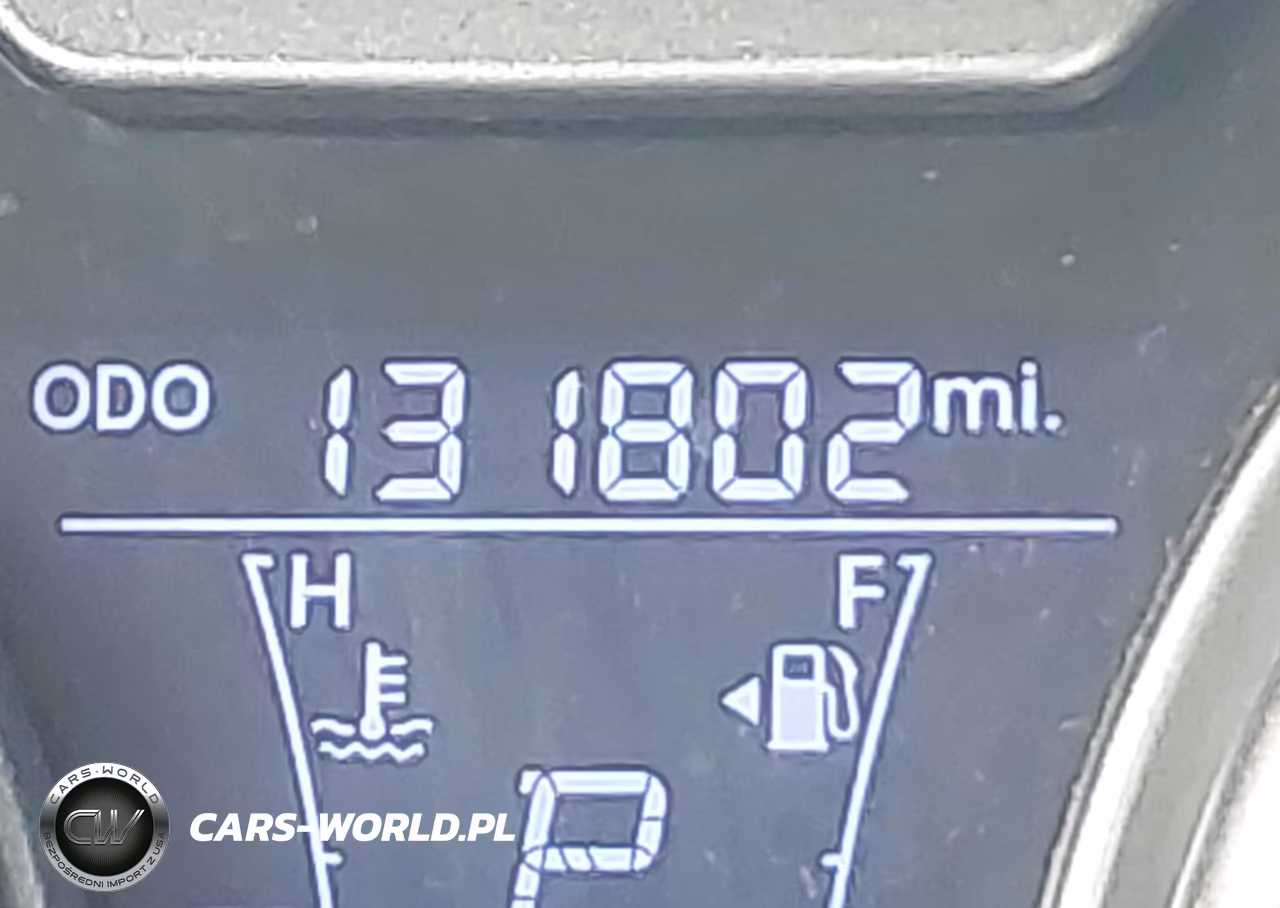 2016 Hyundai Veloster VIN:KMHTC6AD2GU274548 - 15