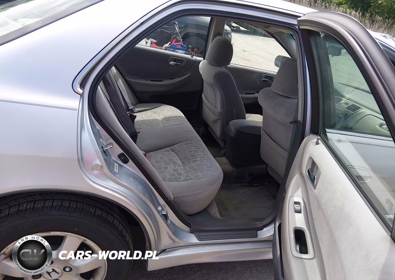 2002 Honda Accord 2.3 Ex VIN:1HGCG56672A150526 - 8