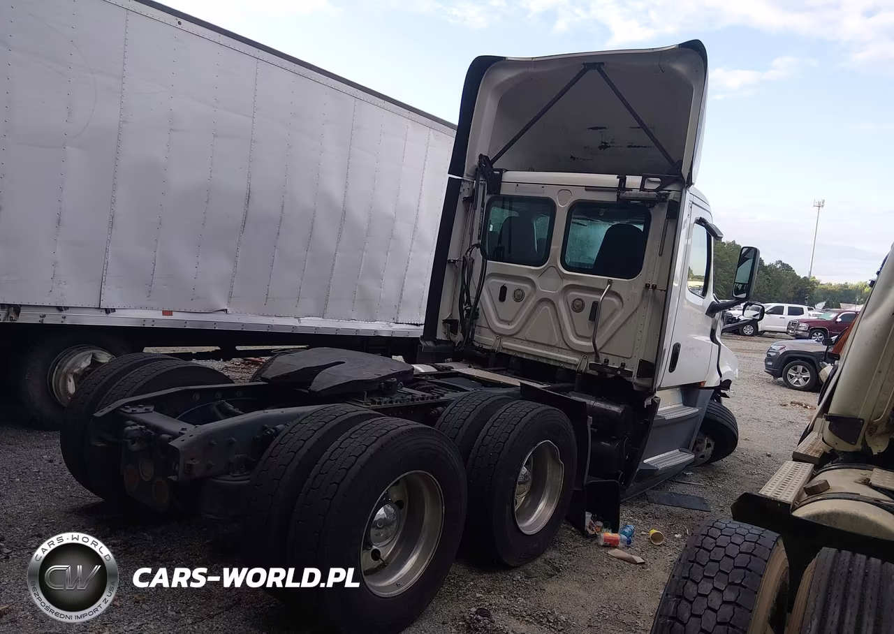 2020 Freightliner New Cascadia 126 VIN:3AKJHLDV0LSLF0499 - 4