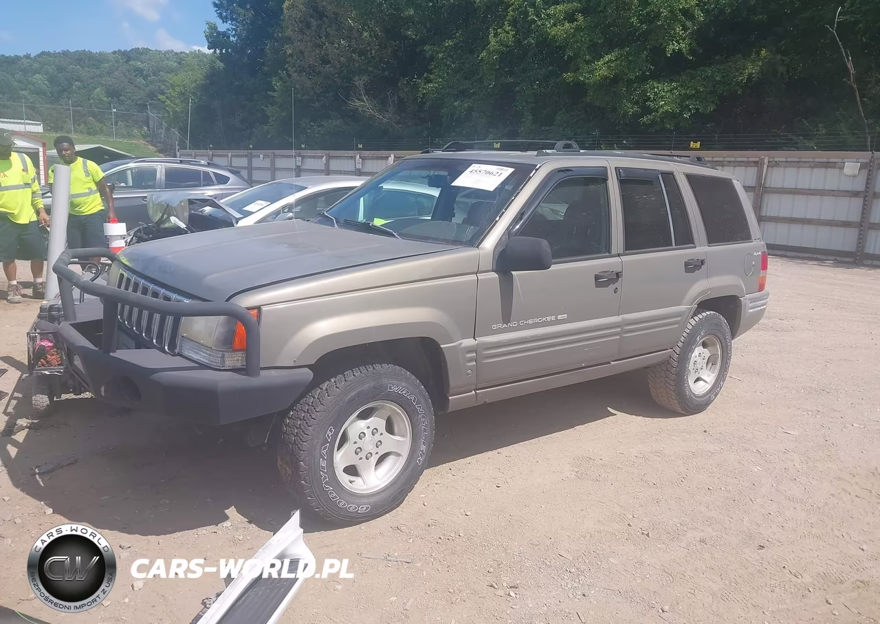 1998 Jeep Grand Cherokee Laredo VIN:1J4GZ48S4WC203184 - 2