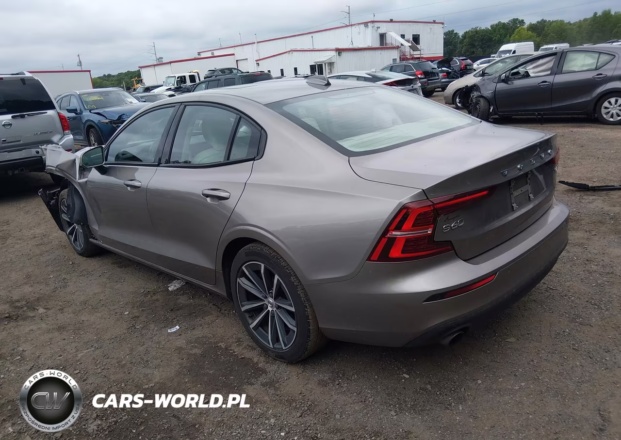 2021 Volvo S60 T6 Momentum VIN:7JRA22TK0MG080406 - 3