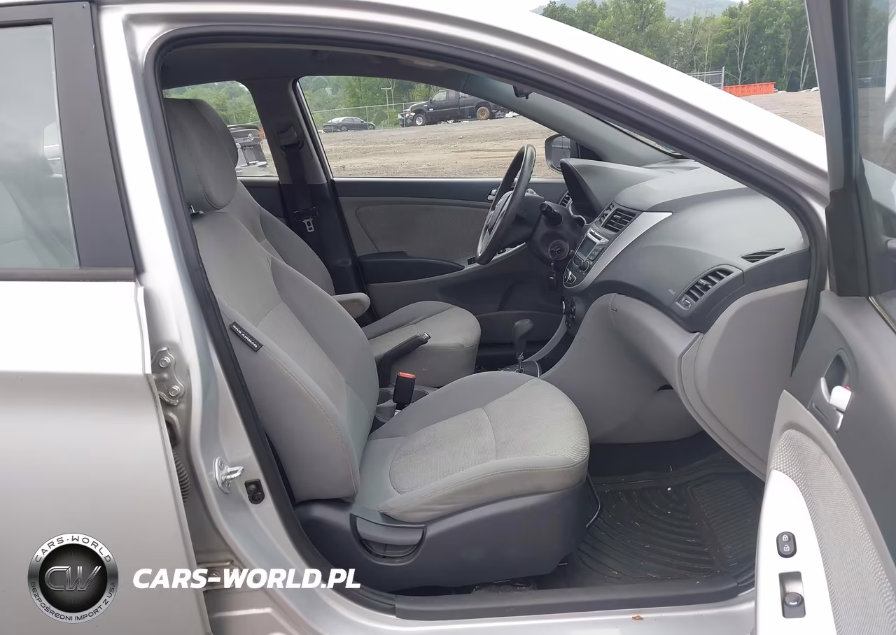 2013 Hyundai Accent Gls VIN:KMHCT4AE3DU586029 - 5