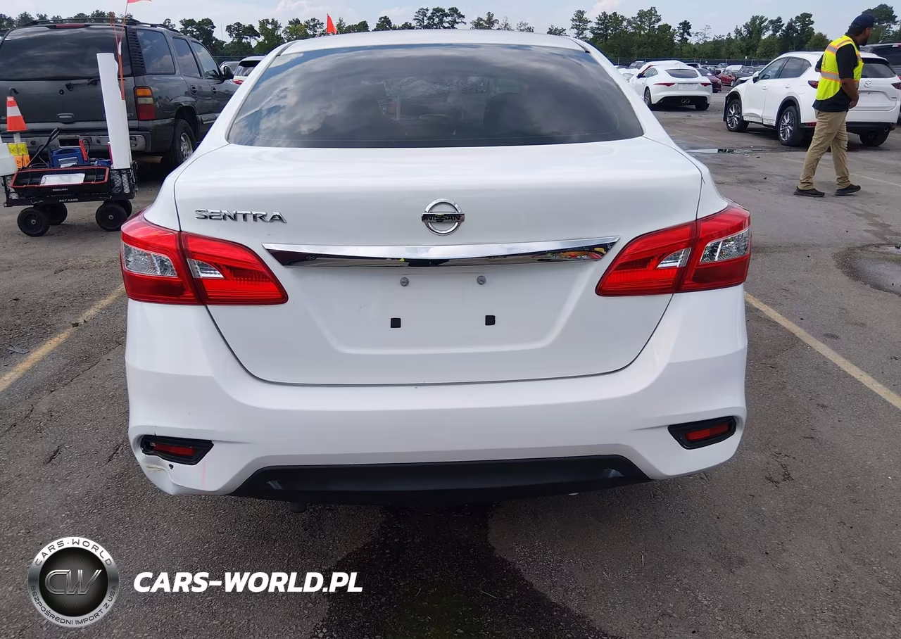 2017 Nissan Sentra S VIN:3N1AB7AP3HY209367 - 17