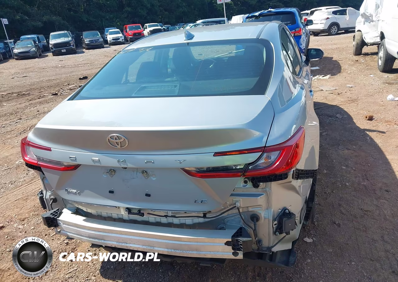 2025 Toyota Camry Le VIN:4T1DAACK3SU025953 - 16