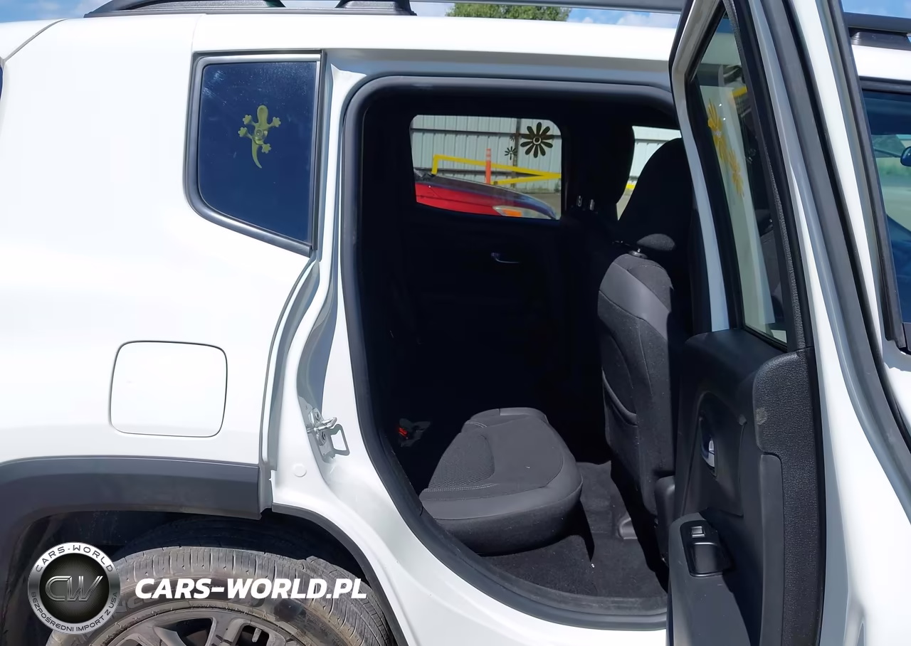 2022 Jeep Renegade Altitude 4X4 VIN:ZACNJDE16NPN72524 - 8