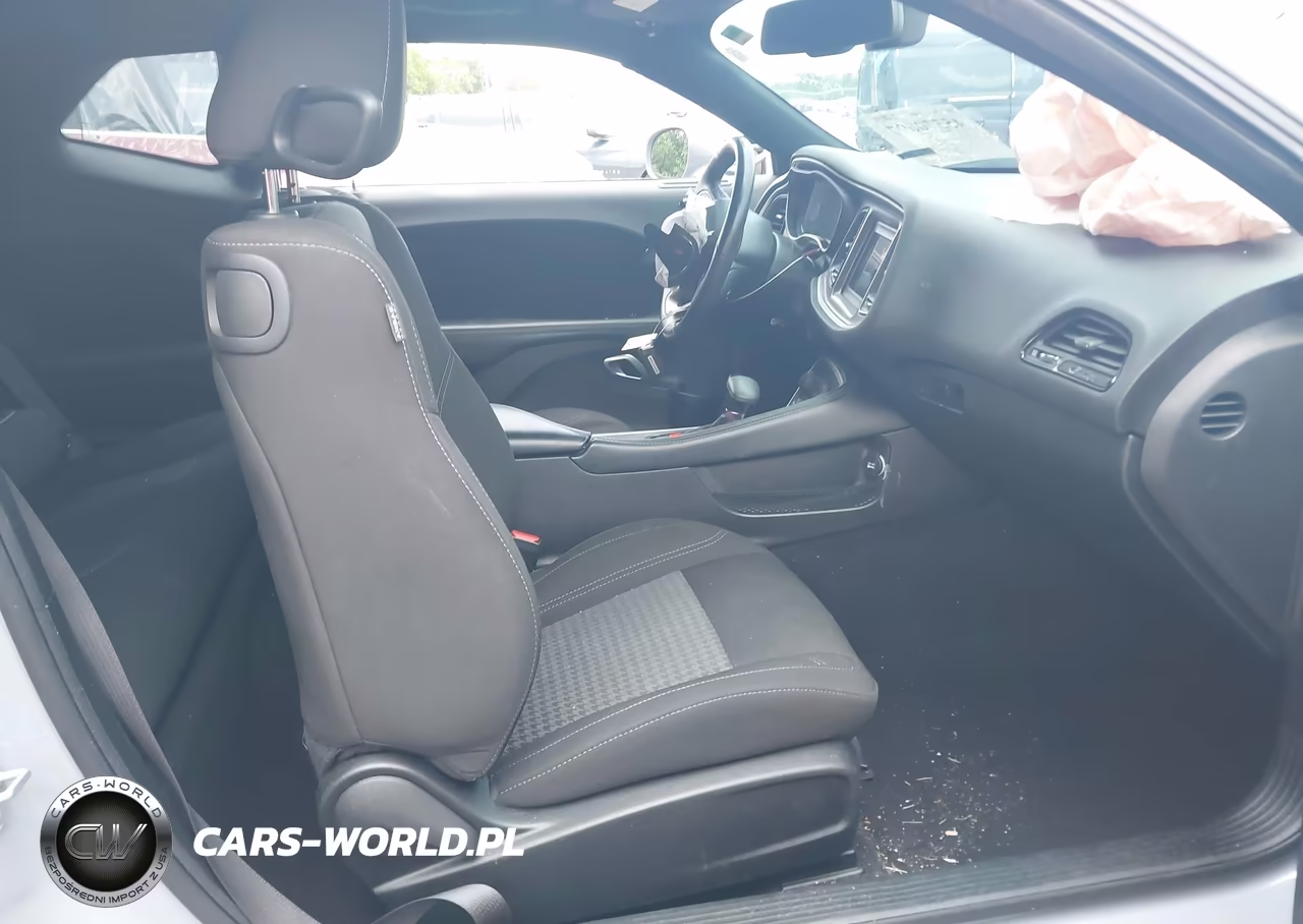 2022 Dodge Challenger Sxt VIN:2C3CDZAG4NH226700 - 5