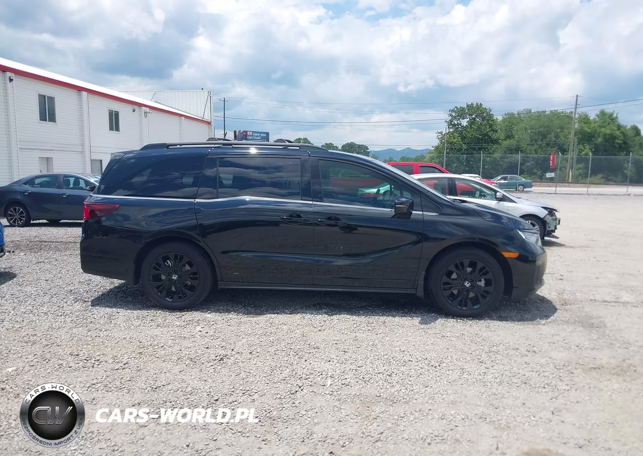2026 Honda Odyssey Sport-L VIN:5FNRL6H77TB007021 - 14