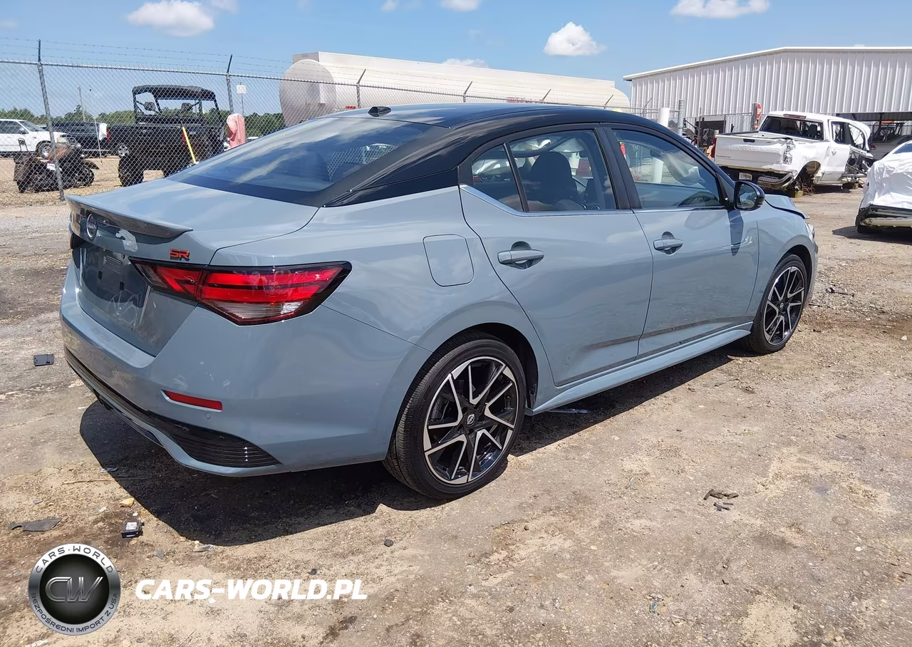2025 Nissan Sentra Sr VIN:3N1AB8DV8SY422693 - 4