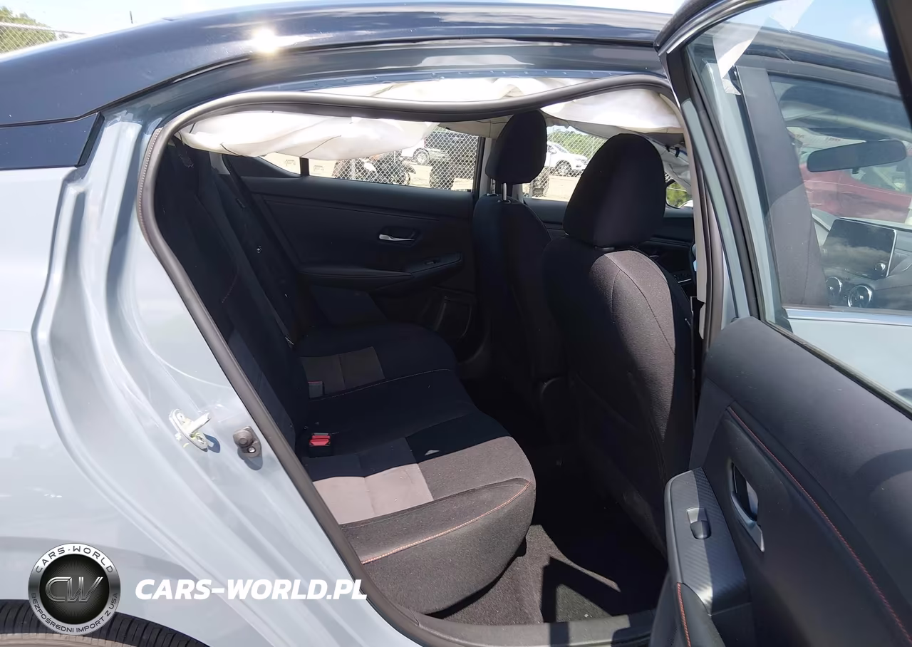 2025 Nissan Sentra Sr VIN:3N1AB8DV8SY422693 - 8