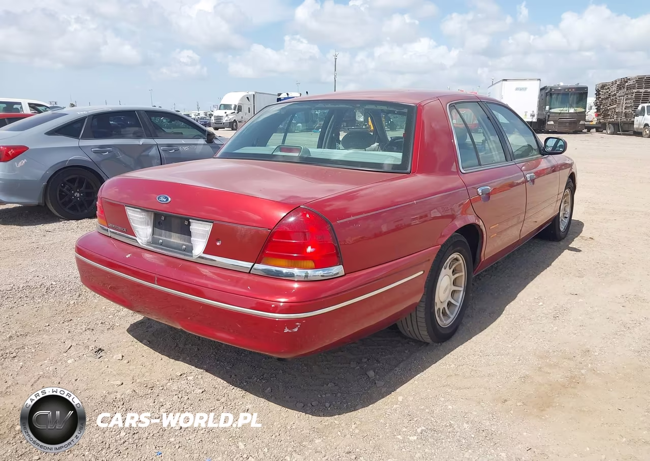 1999 Ford Crown Victoria Lx VIN:2FAFP74W4XX139658 - 4