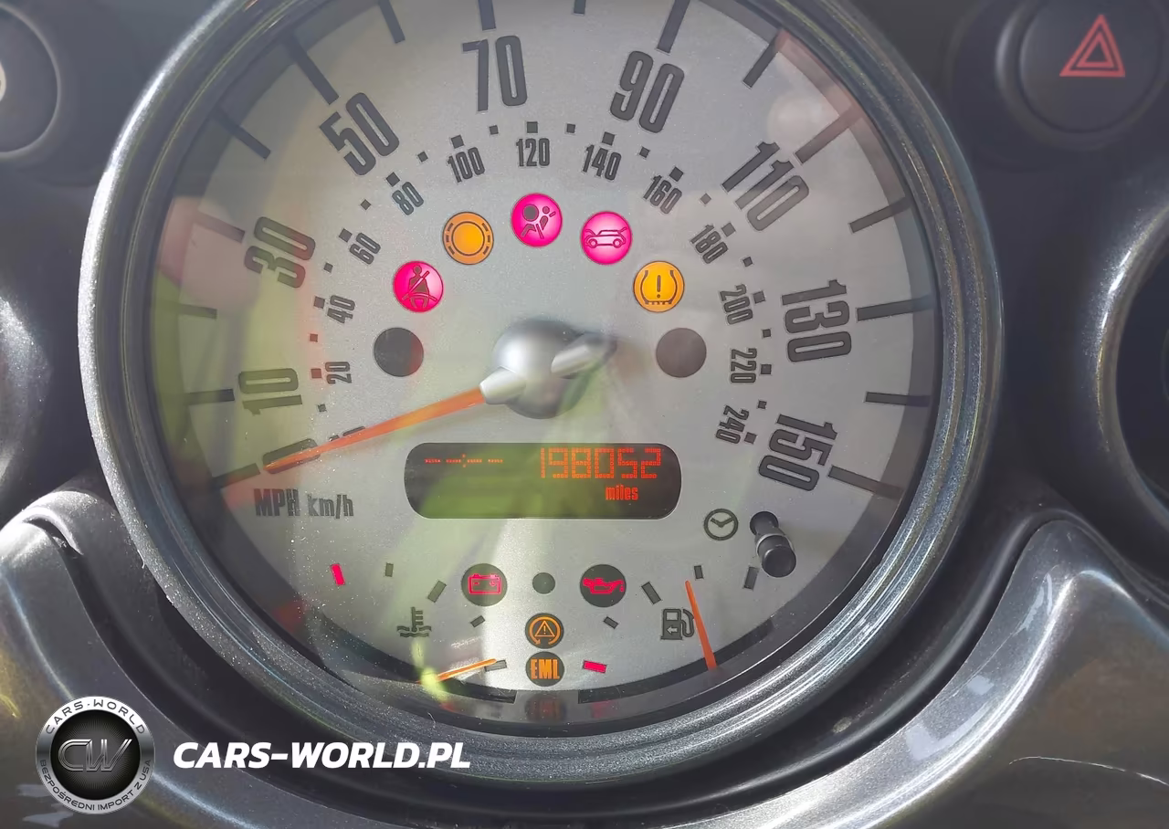 2006 Mini Cooper S VIN:WMWRE33516TL22054 - 7