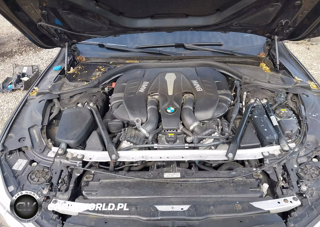 2017 BMW Alpina B7 xDrive VIN:WBA7F2C57HG421682 - 10