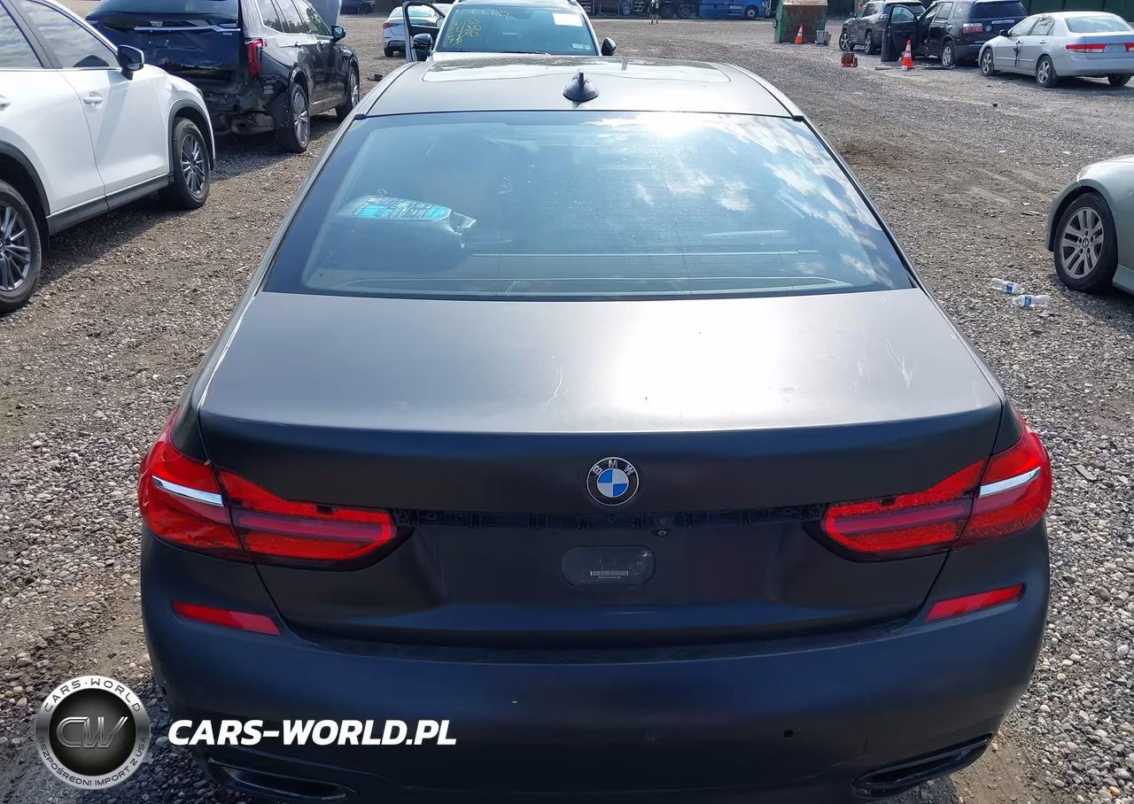 2017 BMW Alpina B7 xDrive VIN:WBA7F2C57HG421682 - 16