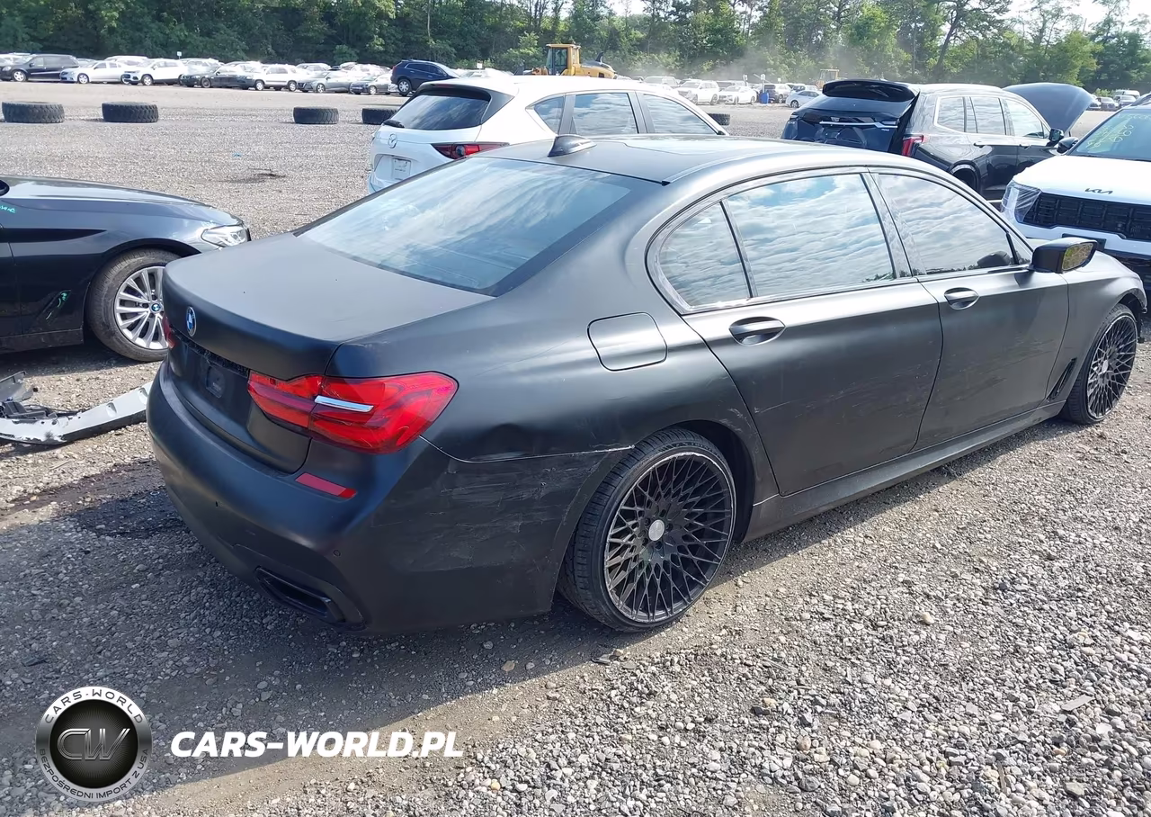 2017 BMW Alpina B7 xDrive VIN:WBA7F2C57HG421682 - 4