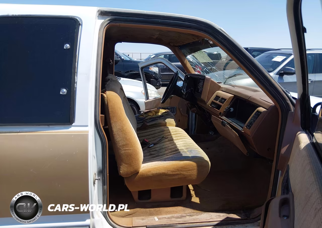 1990 Chevrolet Gmt-400 C2500 VIN:2GCFC29K8L1116542 - 5