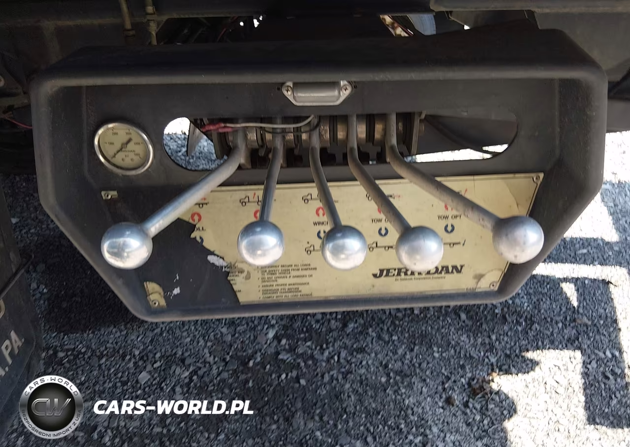 2021 Ford F-600 Chassis Xl-Xlt VIN:1FDFF6KN3MDA02775 - 14