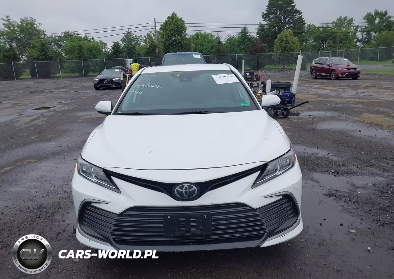 2024 Toyota Camry Le VIN:4T1C11AK1RU847756 - 12