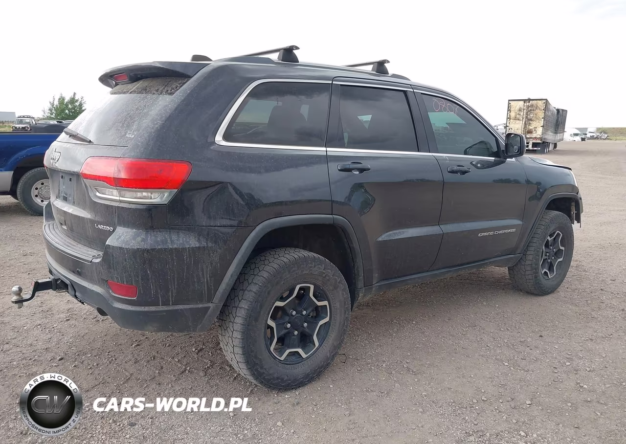 2016 Jeep Grand Cherokee Laredo VIN:1C4RJFAG4GC390211 - 4