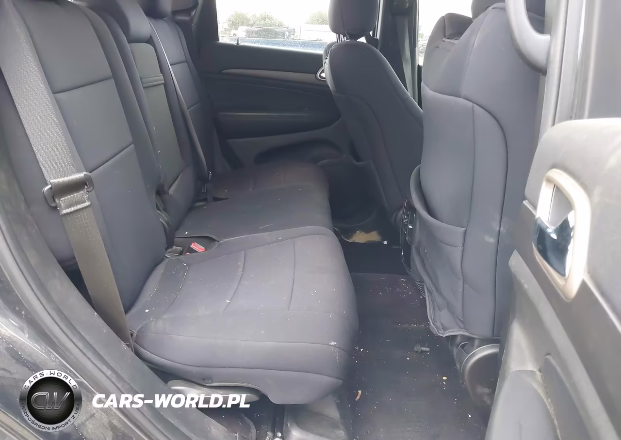 2016 Jeep Grand Cherokee Laredo VIN:1C4RJFAG4GC390211 - 8