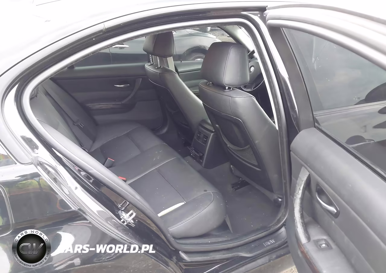 2008 BMW 328Xi VIN:WBAVC935X8K041645 - 8