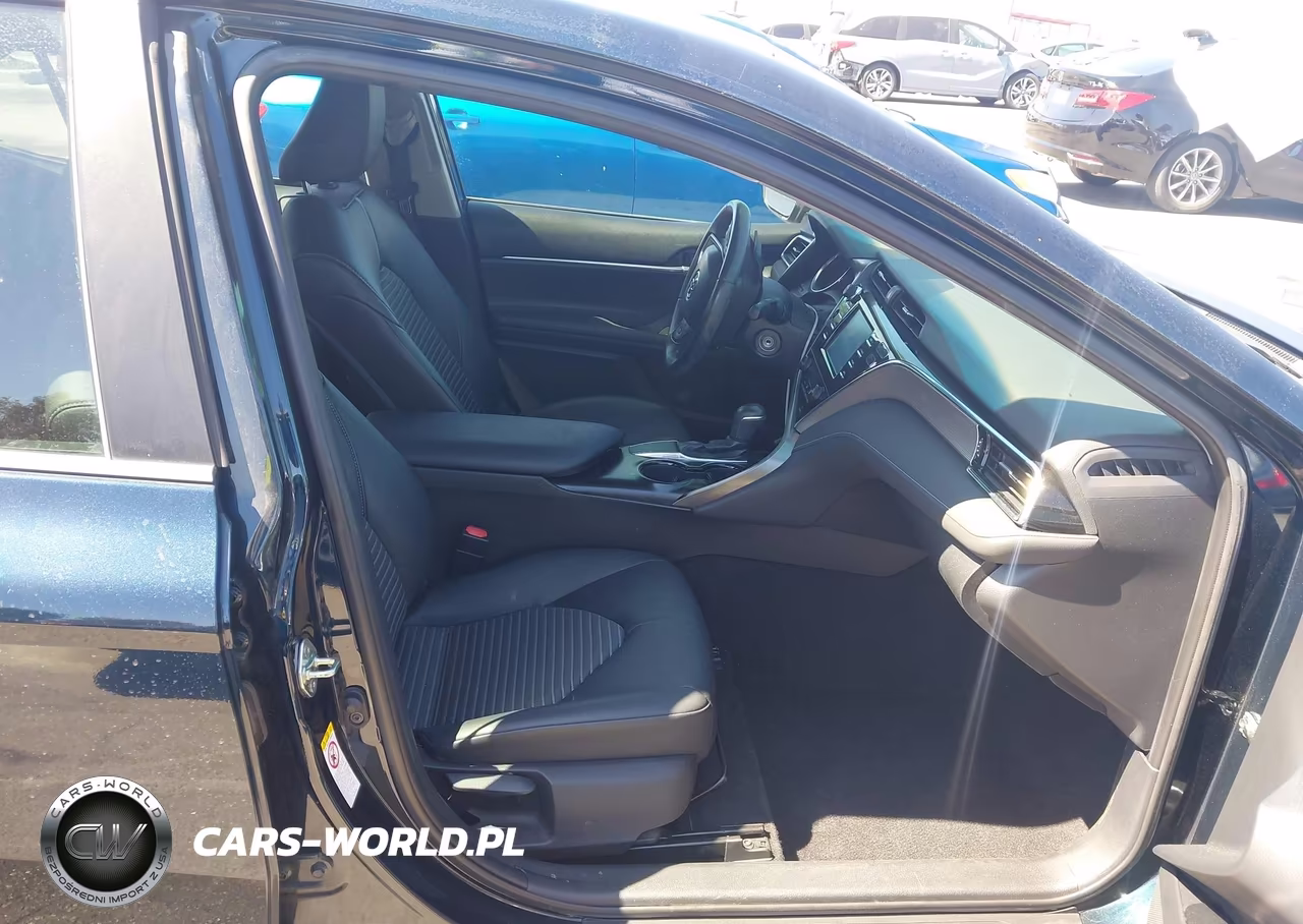 2018 Toyota Camry Se VIN:4T1B11HK7JU653139 - 5