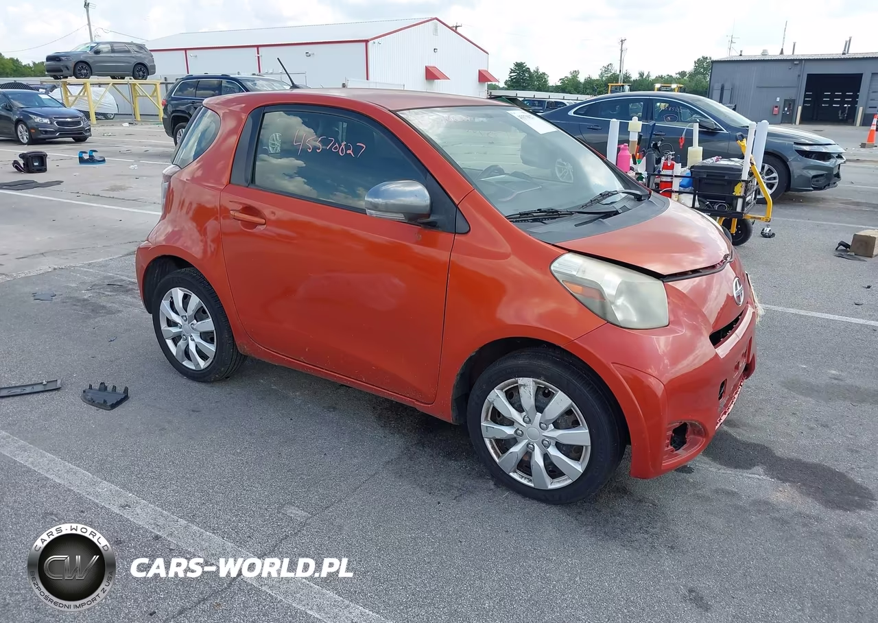 2013 Scion Iq – zdjęcie 1 z 17