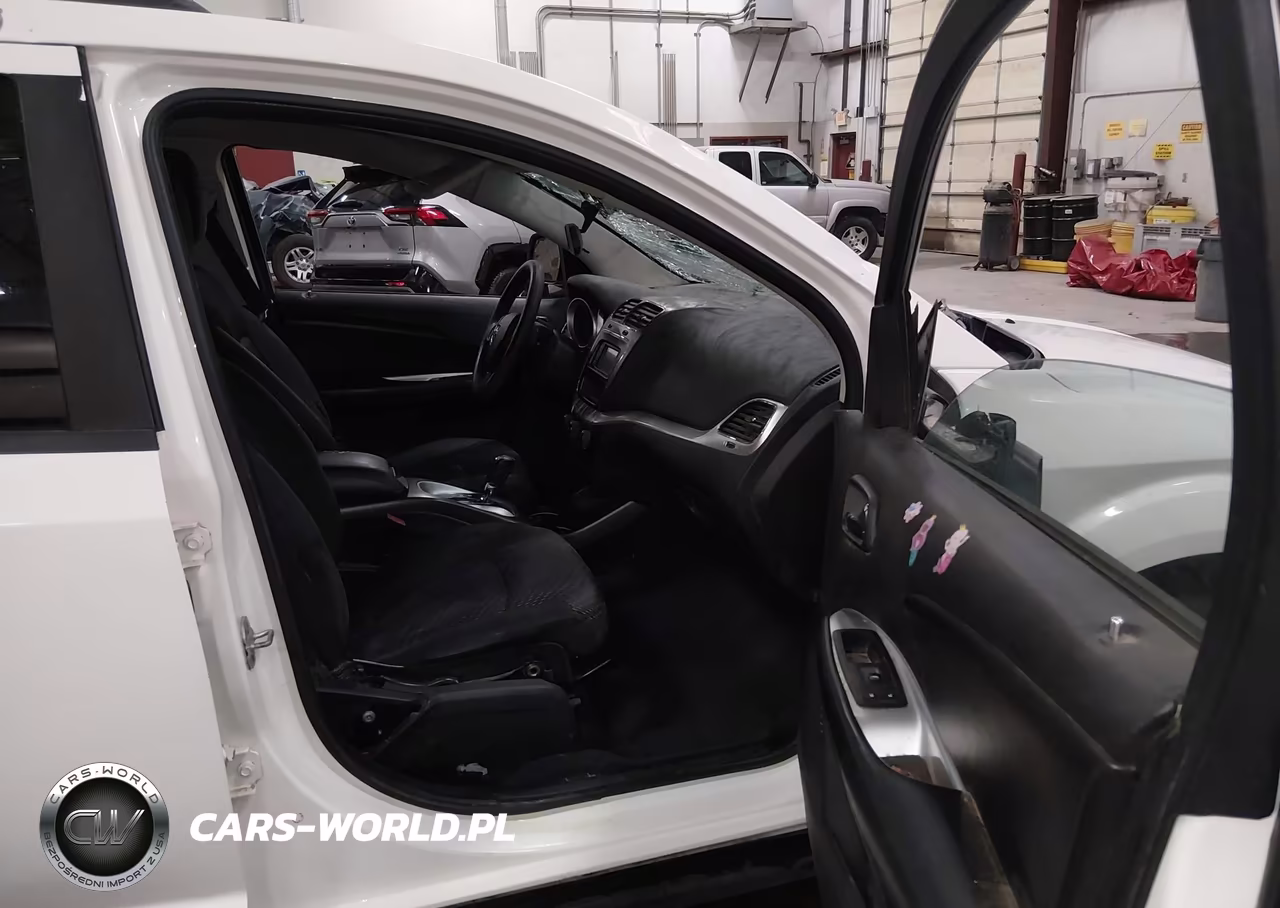 2011 Dodge Journey Mainstreet VIN:3D4PH1FG2BT520873 - 5