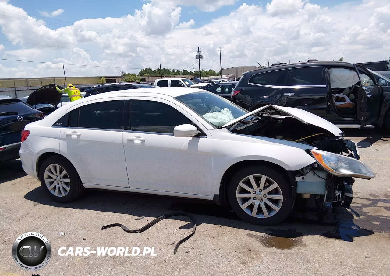 2012 Chrysler 200 Touring VIN:1C3CCBBB0CN197701 - 14