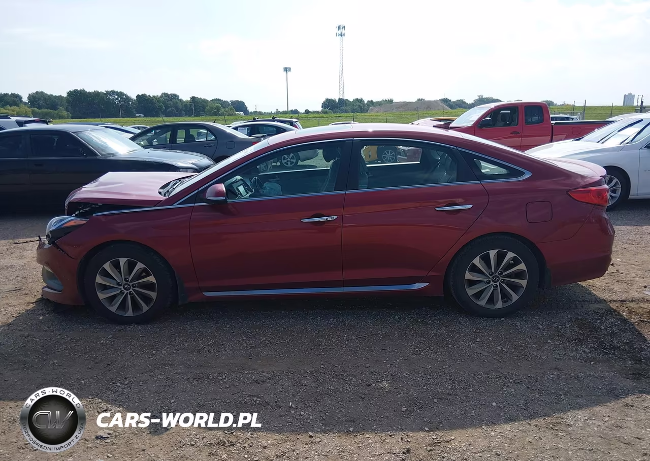 2016 Hyundai Sonata Sport VIN:5NPE34AF2GH302748 - 14
