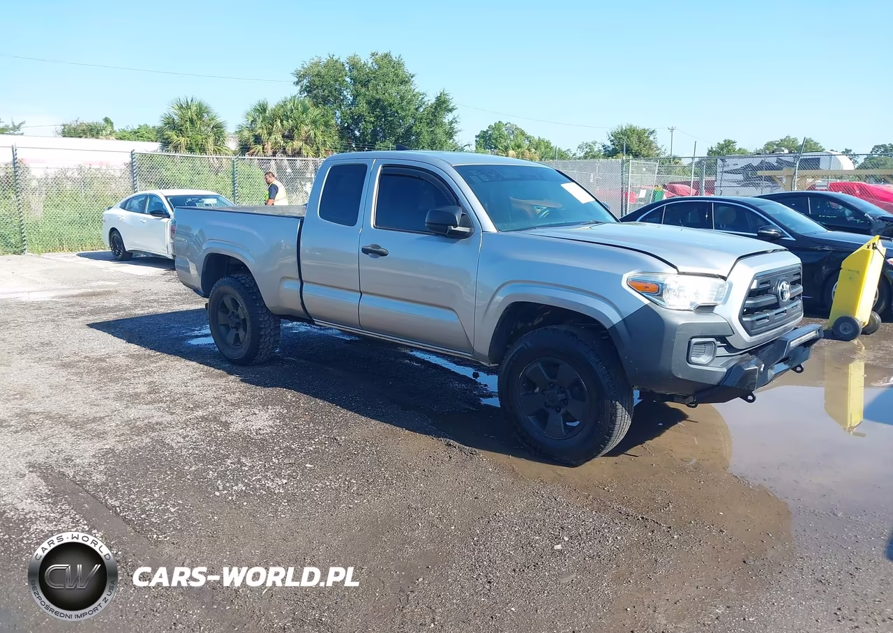 2017 Toyota Tacoma Sr