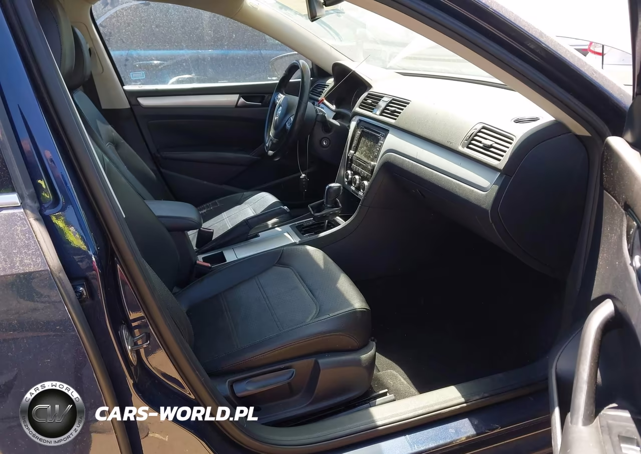 2012 Volkswagen Passat 2.0L Tdi Se VIN:1VWBN7A36CC063647 - 5